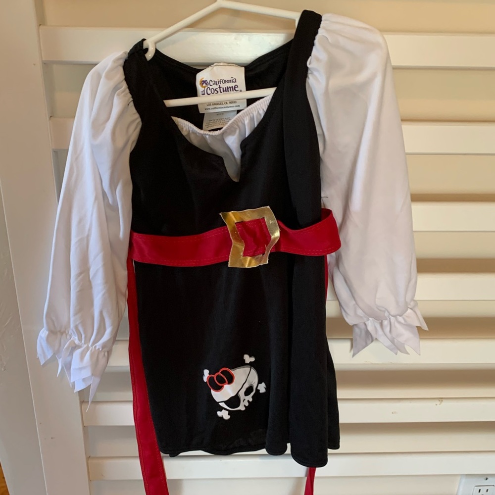 HALLOWEEN COSTUME! Pirate Girl